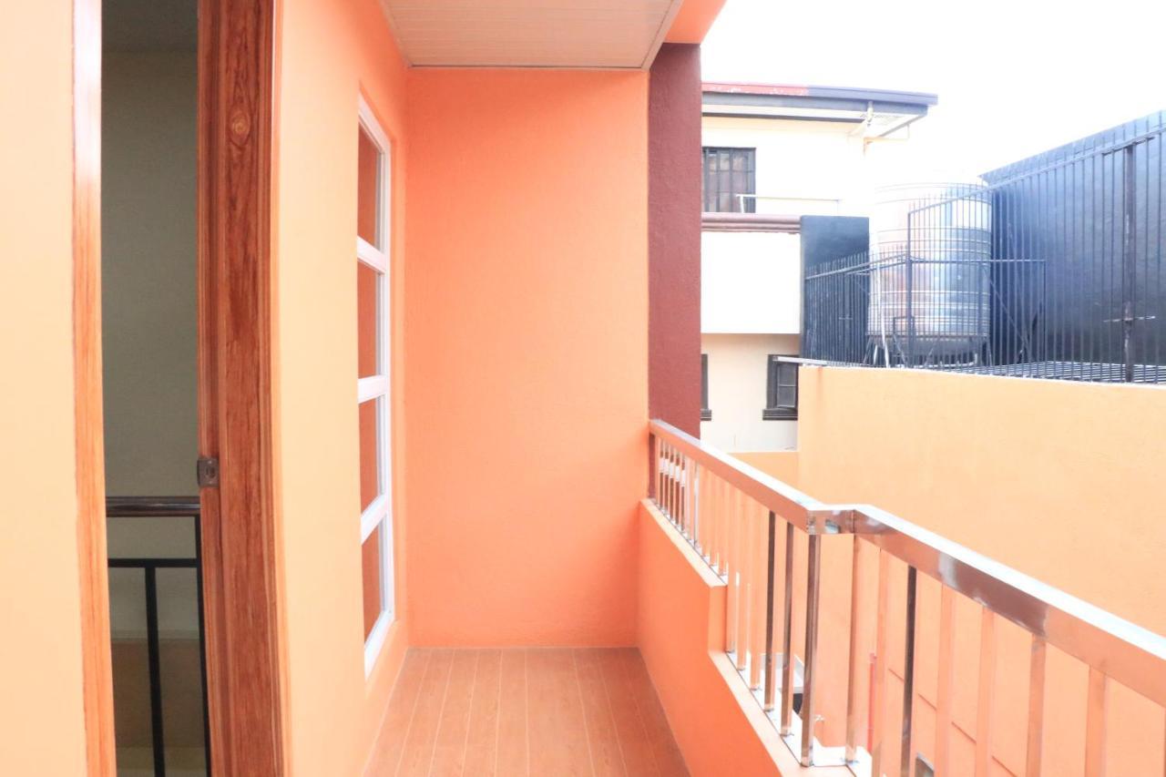 Anicia Guesthouse Rooms Paranaque City Exteriér fotografie
